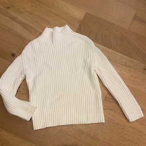 EUC GAP Winter White Low Turtleneck Sweater XS